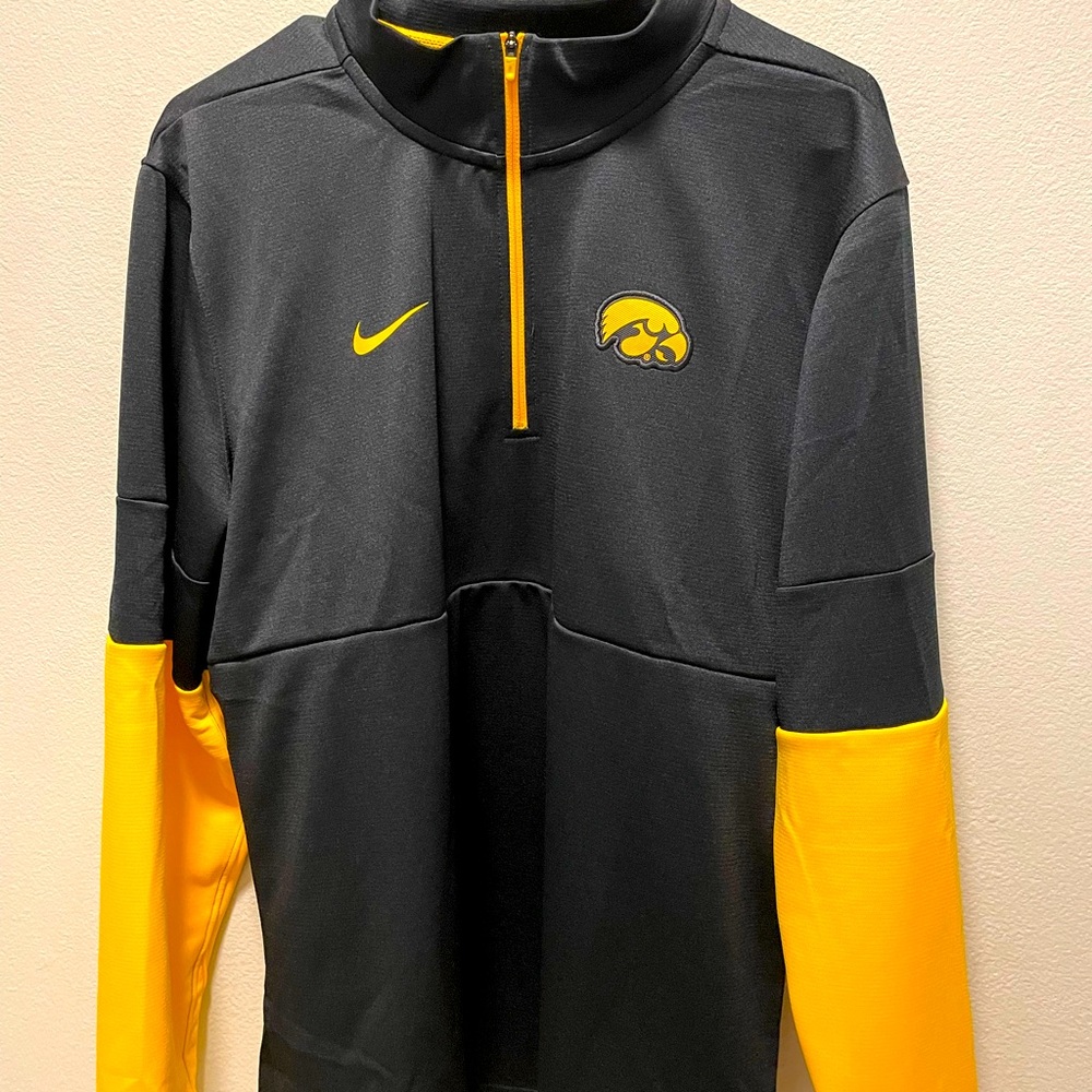 Iowa Hawkeyes Nike 1/4 zip